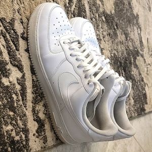 Airforce 1's sz 13 07"